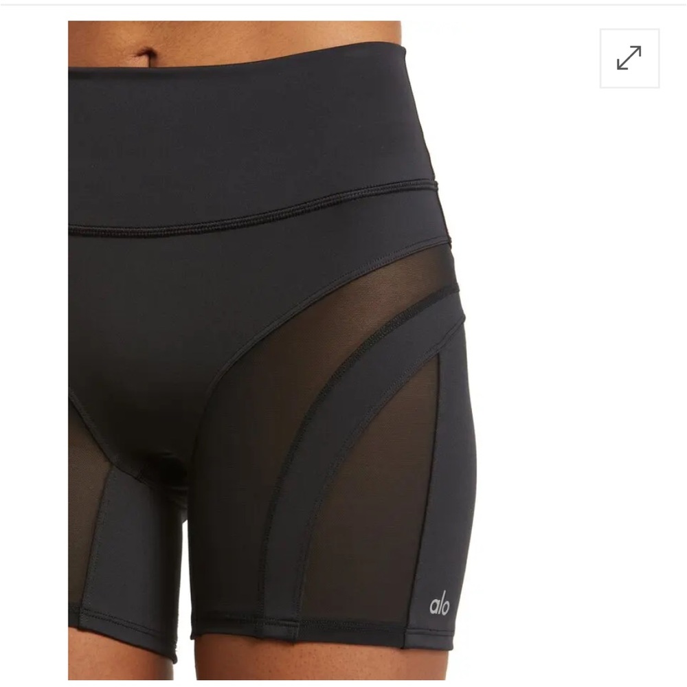 ALO Airlift Heat Waves Bike Short
